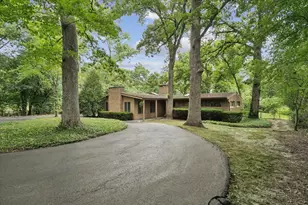 1161 Valley Rd, Lake Forest, IL 60045 - Photo 1