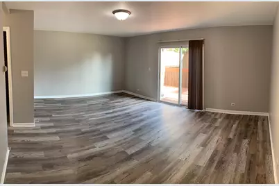 1637 Sheffield Drive, Elgin, IL 60123 - Photo 9