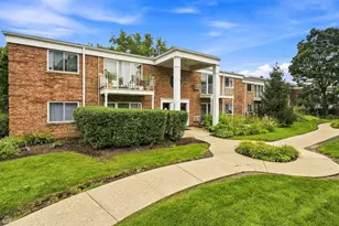 543 Burlington Ave, Downers Grove, IL 60515 - Photo 1