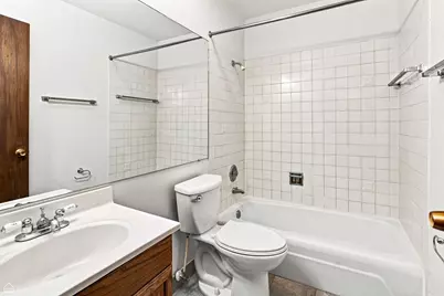 543 Burlington Avenue #202, Downers Grove, IL 60515 - Photo 13