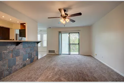 2210 Country Club Drive #26, Woodridge, IL 60517 - Photo 7