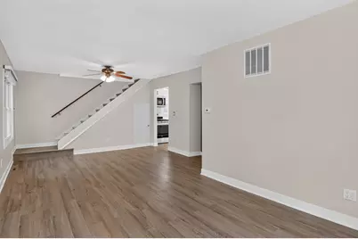 100 83rd Street, Hinsdale, IL 60527 - Photo 3