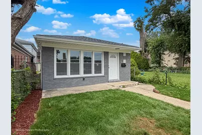6226 S Elizabeth Street, Chicago, IL 60620 - Photo 1
