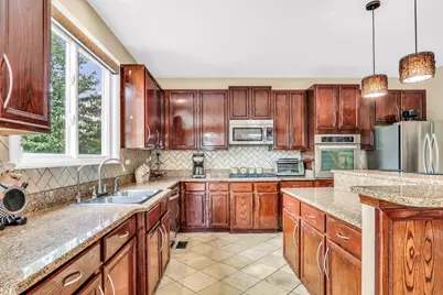 4541 W Westchester Lane, Libertyville, IL 60048 - Photo 11