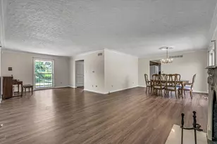217 W Frank St, Geneseo, IL 61254 - Photo 9