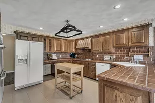 217 W Frank St, Geneseo, IL 61254 - Photo 13