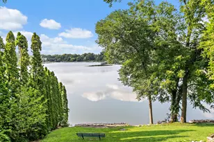 308 Ramble Rd, Lake in the Hills, IL 60156 - Photo 27
