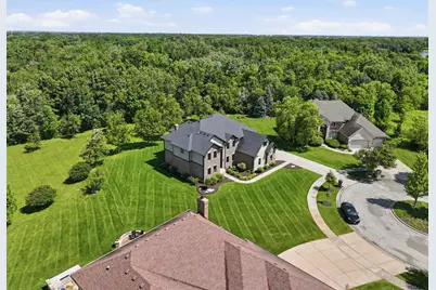 7812 Northwoods Drive, Frankfort, IL 60423 - Photo 71