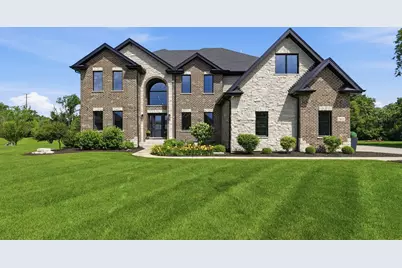 7812 Northwoods Drive, Frankfort, IL 60423 - Photo 1