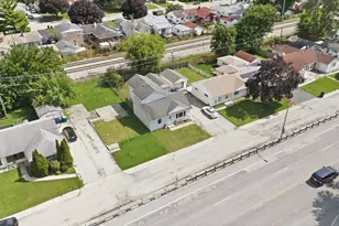 4203 SW Hwy, Hometown, IL 60456 - Photo 3
