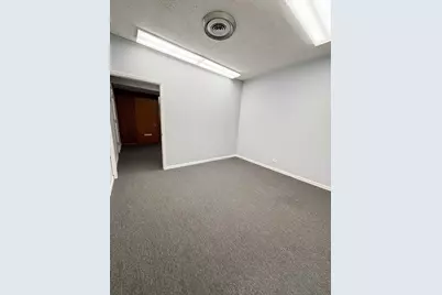 5765 N Lincoln Avenue #16, Chicago, IL 60659 - Photo 9