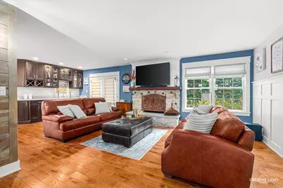 215 Chasse Circle, Saint Charles, IL 60174 - Photo 3