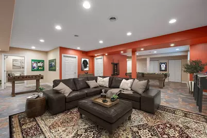 701 Kelly Court, Roselle, IL 60172 - Photo 45