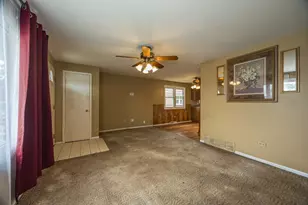 12716 S Saginaw Ave, Chicago, IL 60633 - Photo 5