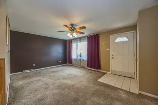 12716 S Saginaw Ave, Chicago, IL 60633 - Photo 5
