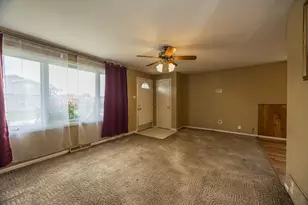 12716 S Saginaw Ave, Chicago, IL 60633 - Photo 7