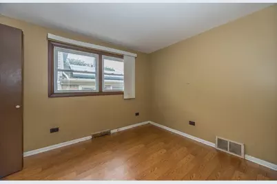12716 S Saginaw Avenue, Chicago, IL 60633 - Photo 15