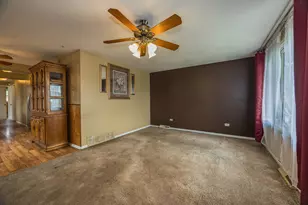 12716 S Saginaw Ave, Chicago, IL 60633 - Photo 3