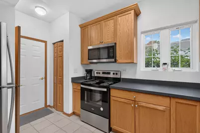 446 Borden Street #446, Woodstock, IL 60098 - Photo 15