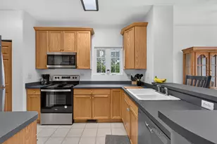 446 Borden St, Woodstock, IL 60098 - Photo 13