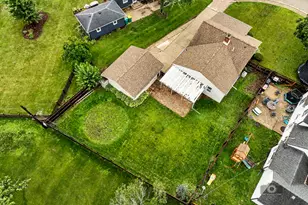 1530 Marquette Ct, Joliet, IL 60435 - Photo 21
