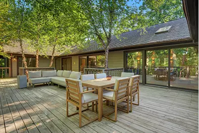 106 Oak Ridge Drive, Burr Ridge, IL 60527 - Photo 17