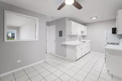 5740 East Avenue #2C, Countryside, IL 60525 - Photo 7