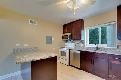 34 N Main Street #1S, Glen Ellyn, IL 60137 - Photo 5