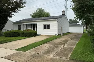 205 Linden Ave, Romeoville, IL 60446 - Photo 1