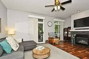 1521 S Indiana Ave, Chicago, IL 60605 - Photo 3