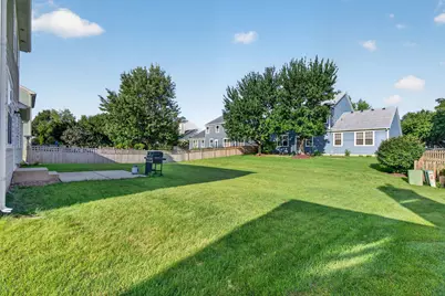 3020 Chalkstone Avenue, Elgin, IL 60124 - Photo 49