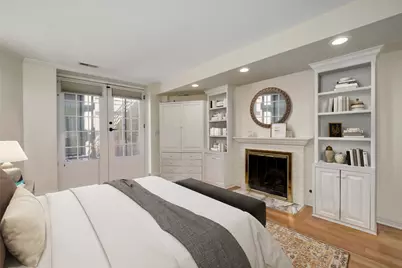82 E Elm Street #1, Chicago, IL 60611 - Photo 9