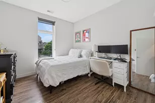1045 W Cornelia Ave, Chicago, IL 60657 - Photo 13