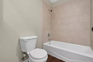 510 N Thornwood Dr, McHenry, IL 60050 - Photo 29