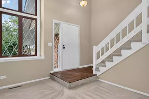 510 N Thornwood Dr, McHenry, IL 60050 - Photo 7