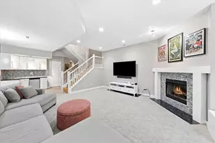 2338 N Oakley Ave, Chicago, IL 60647 - Photo 23