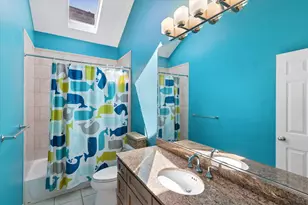 2338 N Oakley Ave, Chicago, IL 60647 - Photo 21