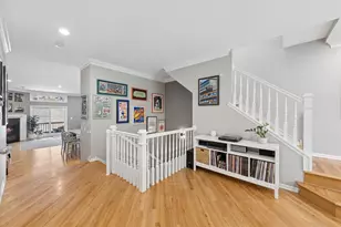 2338 N Oakley Ave, Chicago, IL 60647 - Photo 11