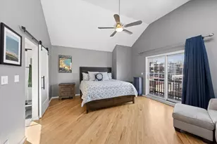 2338 N Oakley Ave, Chicago, IL 60647 - Photo 13