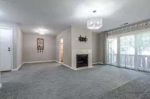369 Southbury Ct, Schaumburg, IL 60193 - Photo 13