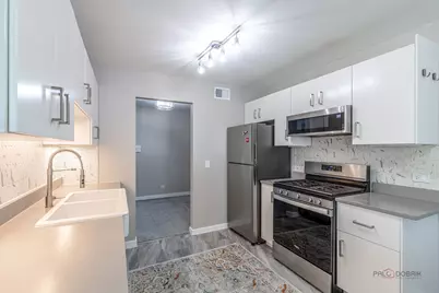 369 Southbury Court #D2, Schaumburg, IL 60193 - Photo 9