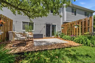 27W403 Melrose Ln, Winfield, IL 60190 - Photo 5