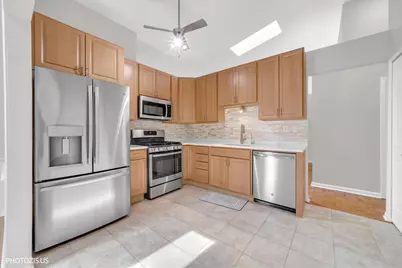 74 Bedford Road, Mundelein, IL 60060 - Photo 13