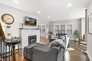 1317 N Jackson St, Waukegan, IL 60085 - Photo 9