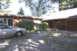 3190 Landwehr Rd, Northbrook, IL 60062 - Photo 1