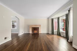 10831 S Longwood Dr, Chicago, IL 60643 - Photo 5
