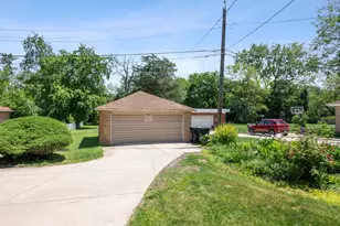 10831 S Longwood Dr, Chicago, IL 60643 - Photo 39