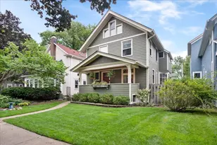1133 Grant St, Evanston, IL 60201 - Photo 1