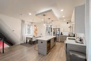 1812 N Sawyer Ave, Chicago, IL 60647 - Photo 5