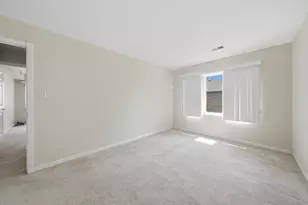 12750 Carriage Ln, Crestwood, IL 60418 - Photo 9